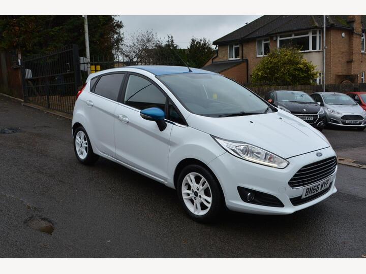 Ford Fiesta 1.25 Zetec White Edition Euro 6 5dr