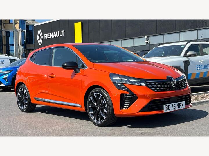 Renault Clio 1.6 E-TECH Techno Auto Euro 6 (s/s) 5dr