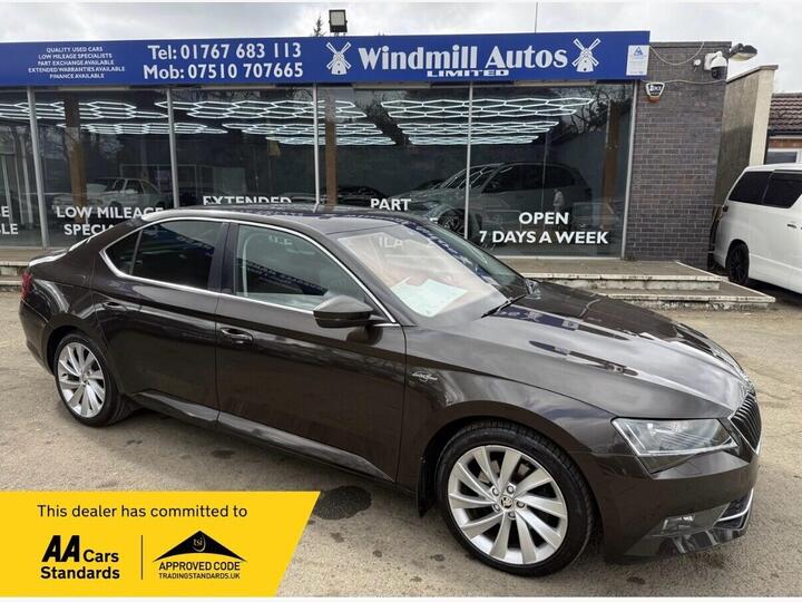 Skoda SUPERB 2.0 TDI Laurin & Klement DSG Auto 6Spd Euro 6 (s/s) 5dr Skoda SUPERB 2.0 TDI Laurin & Klement DSG Auto 6Spd Euro 6 (s/s) 5dr