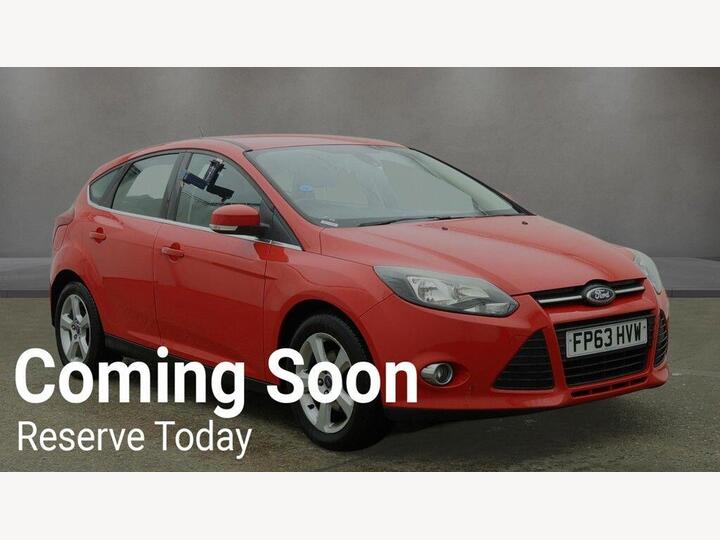 Ford Focus 1.6 Zetec Navigator Euro 5 5dr