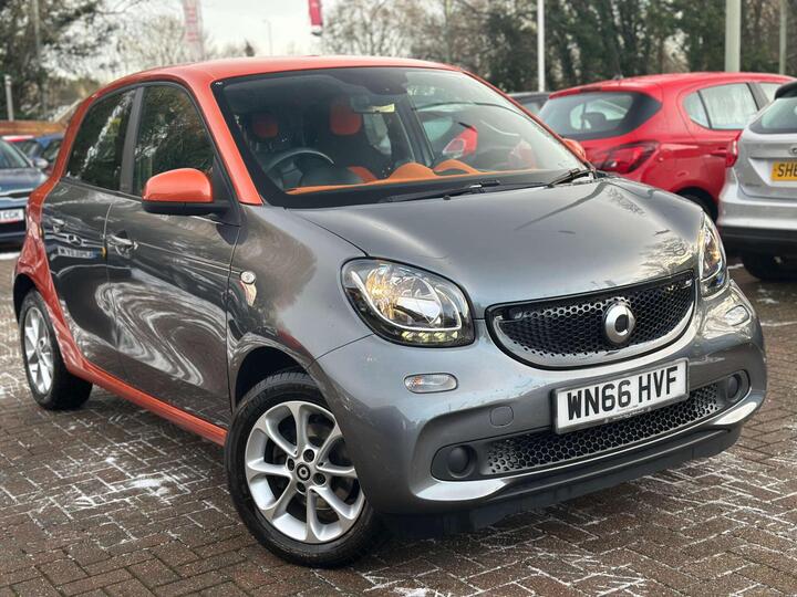 Smart FORFOUR 0.9T Passion (Premium) Twinamic Euro 6 (s/s) 5dr Smart FORFOUR 0.9T Passion (Premium) Twinamic Euro 6 (s/s) 5dr