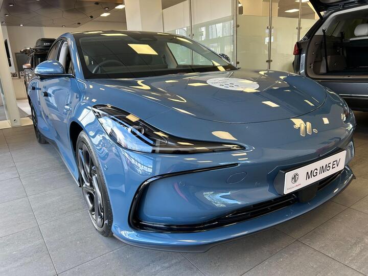 MG MG IM5 100kWh Long Range Saloon Auto 5dr