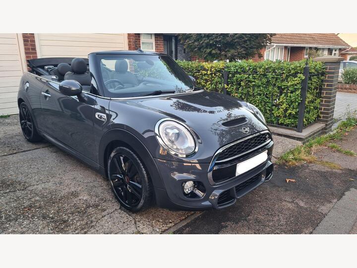 MINI Convertible 2.0 Cooper S Auto Euro 6 (s/s) 2dr