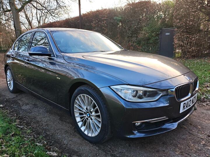 BMW 3 Series 2.0 320i Luxury Auto Euro 6 (s/s) 4dr