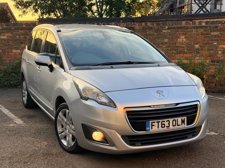 Peugeot 5008 1.6 E-HDi Active EGC Euro 5 (s/s) 5dr