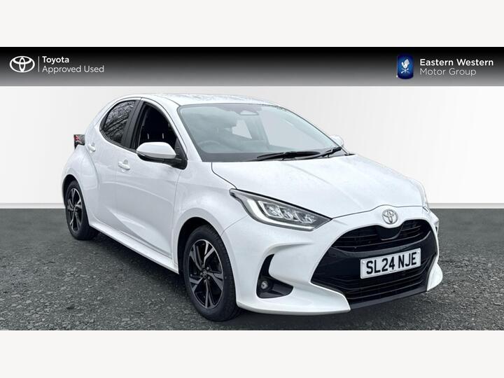 Toyota Yaris 1.5 VVT-h Design E-CVT Euro 6 (s/s) 5dr