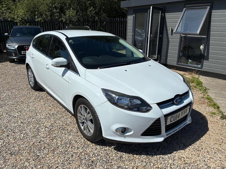Ford Focus 1.6 Titanium Navigator Powershift Euro 5 5dr