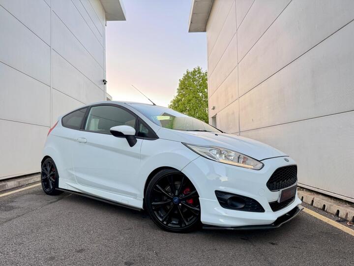 Ford Fiesta 1.0T EcoBoost Zetec S Euro 6 (s/s) 3dr