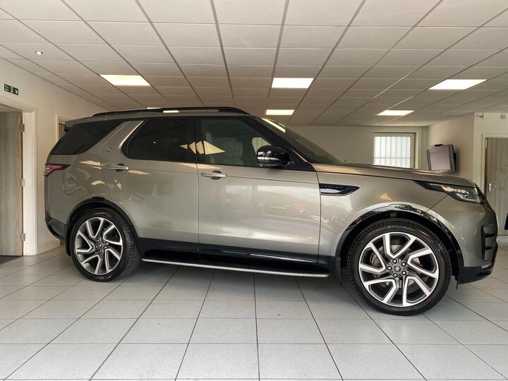 Land Rover Discovery 3.0 SD V6 HSE Luxury Auto 4WD Euro 6 (s/s) 5dr