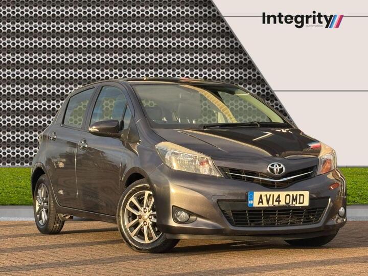 Toyota YARIS 1.33 Dual VVT-i Icon Plus Euro 5 5dr