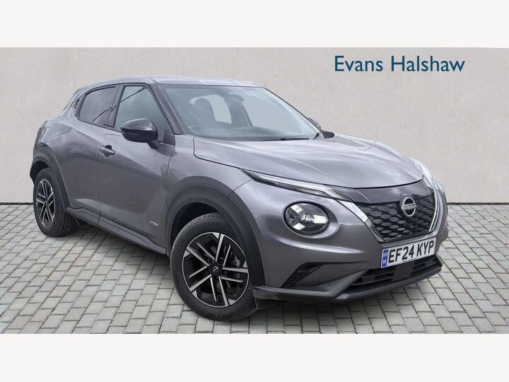Nissan JUKE HATCHBACK 1.6 N-Connecta Auto Euro 6 5dr