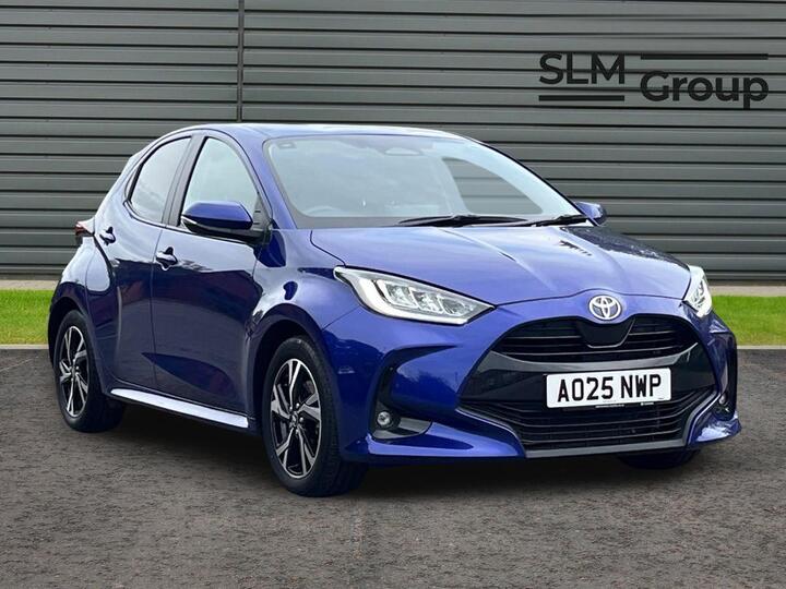 Toyota Yaris 1.5 VVT-h Design E-CVT Euro 6 (s/s) 5dr