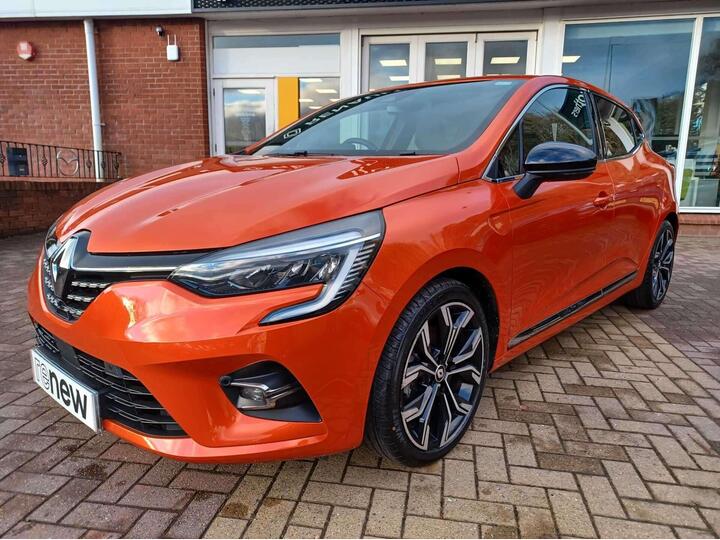 Renault Clio 1.6 E-TECH Techno Auto Euro 6 (s/s) 5dr