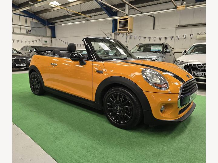 MINI Convertible 1.5 Cooper Euro 6 (s/s) 2dr