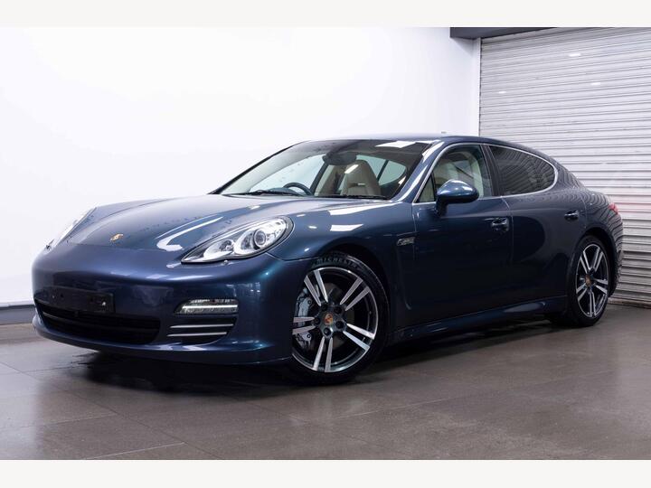 Porsche Panamera 4.8 V8 4S PDK 4WD Euro 5 (s/s) 5dr