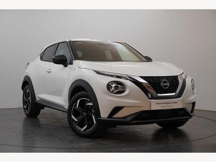 Nissan Juke 1.0 DIG-T N-Connecta Euro 6 (s/s) 5dr