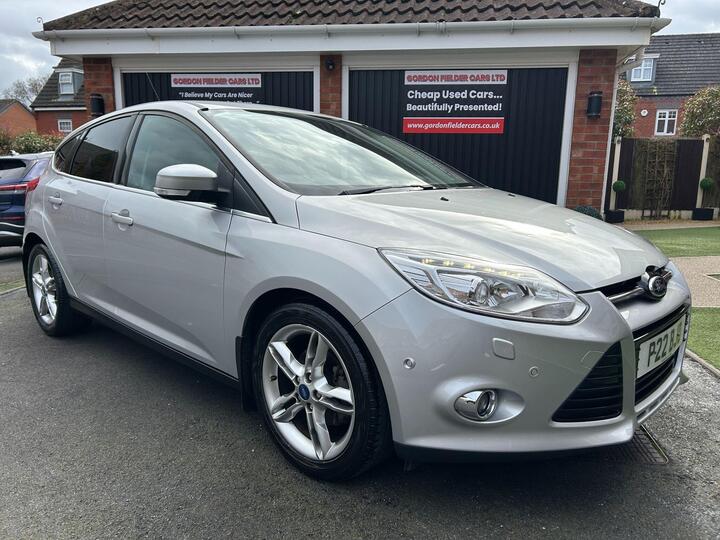 Ford Focus 1.0T EcoBoost Titanium X Euro 5 (s/s) 5dr