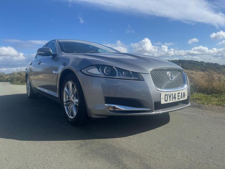 Jaguar XF 2.2d Luxury Auto Euro 5 (s/s) 4dr