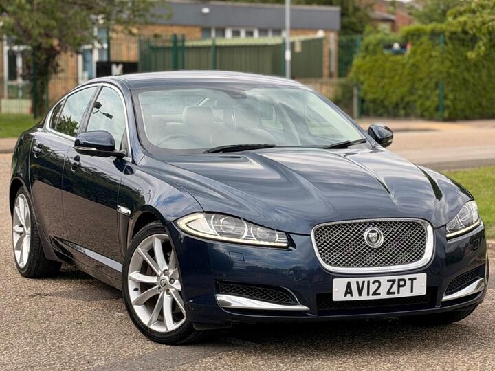 Jaguar XF 2.2d Premium Luxury Auto Euro 5 (s/s) 4dr