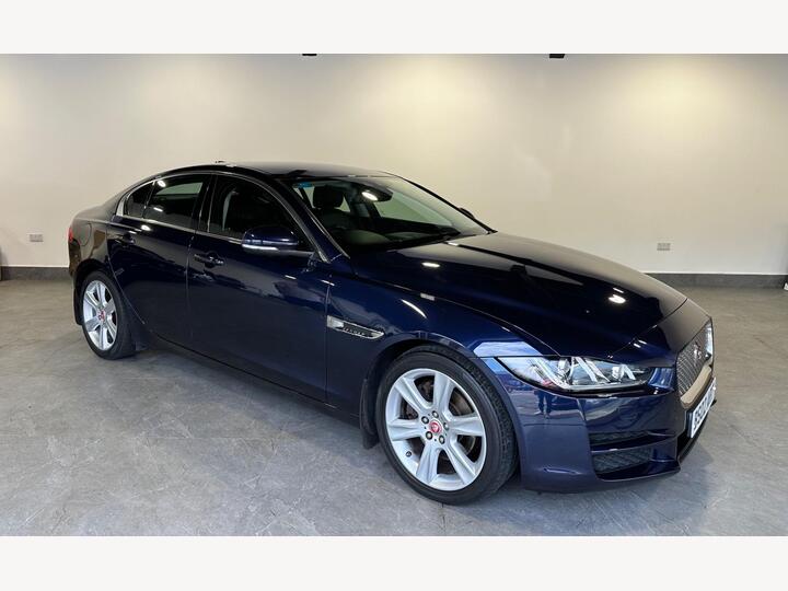 Jaguar XE 2.0d Portfolio Auto Euro 6 (s/s) 4dr
