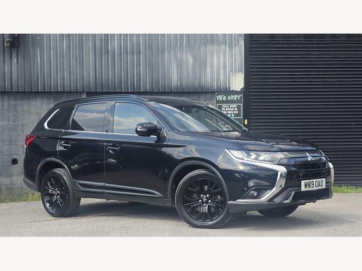 Mitsubishi Outlander 2.0 MIVEC Black CVT 4WD Euro 6 (s/s) 5dr