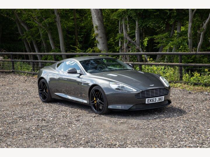 Aston Martin DB9 6.0 V12 Carbon Edition T-TronicII Euro 5 2dr