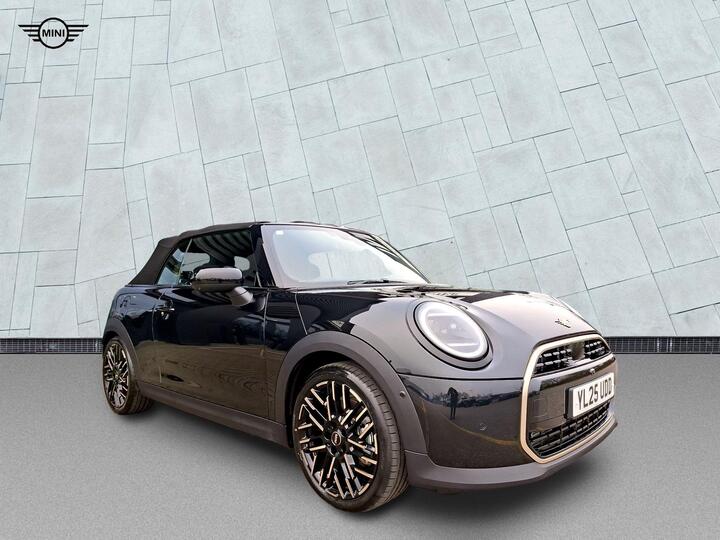 MINI Cooper Convertible 2.0C Exclusive Steptronic Euro 6 (s/s) 2dr MINI Cooper Convertible 2.0C Exclusive Steptronic Euro 6 (s/s) 2dr