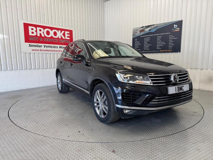 Volkswagen Touareg 3.0 TDI V6 BlueMotion Tech SE Tiptronic 4WD Euro 6 (s/s) 5dr Volkswagen Touareg 3.0 TDI V6 BlueMotion Tech SE Tiptronic 4WD Euro 6 (s/s) 5dr