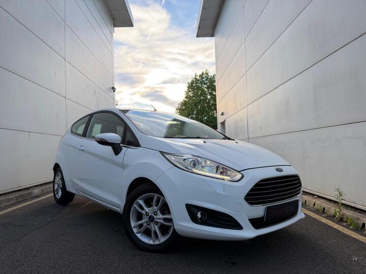 Ford Fiesta 1.0T EcoBoost Zetec Euro 6 (s/s) 3dr