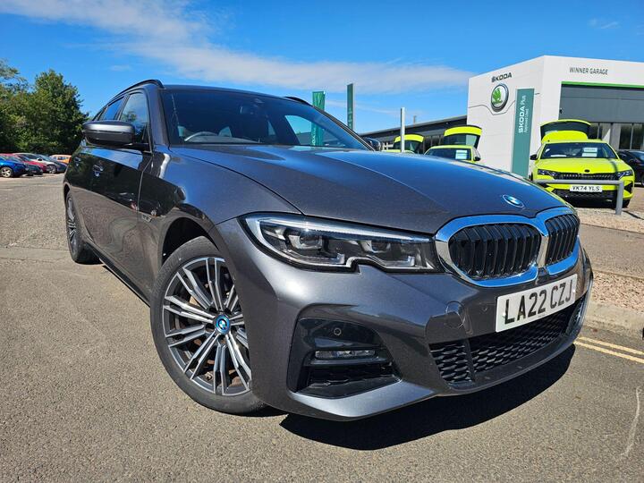 BMW 3 Series 2.0 330e 12kWh M Sport Touring Auto Euro 6 (s/s) 5dr
