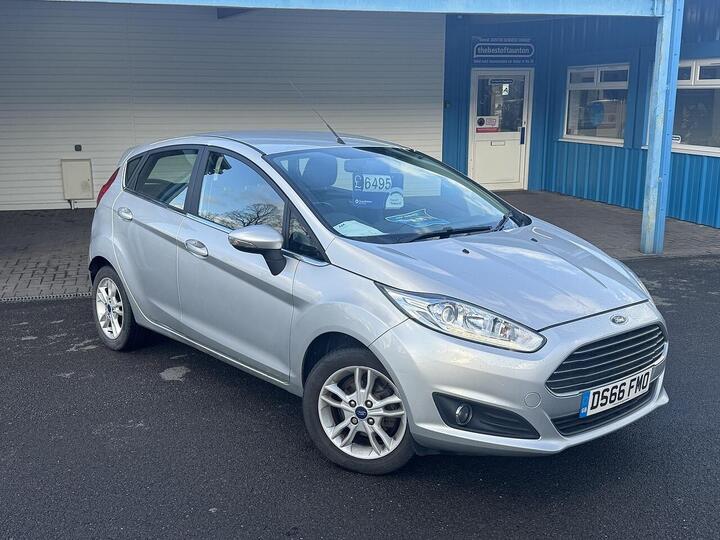 Ford Fiesta 1.25 Zetec Euro 6 5dr