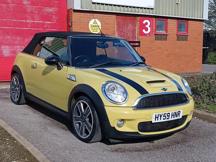 MINI Convertible 1.6 Cooper S Euro 4 2dr