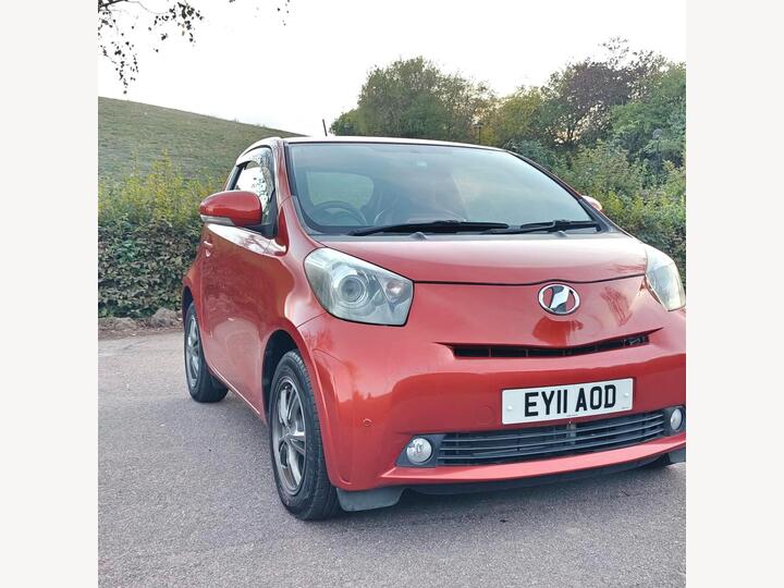 Toyota IQ 1.33 Dual VVT-i 3 Hatchback 3dr Petrol Multidrive Euro 5 (98 Ps)