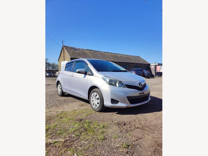 Toyota Vitz N/A
