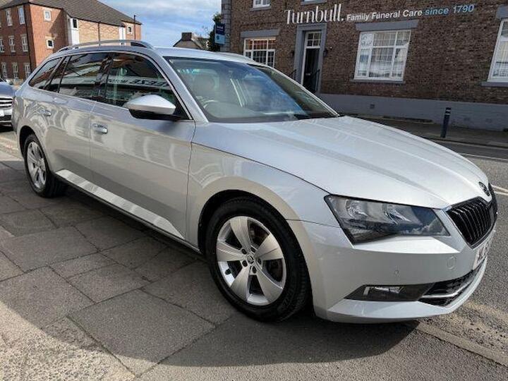 Skoda Superb 2.0 TDI SE Technology Euro 6 (s/s) 5dr