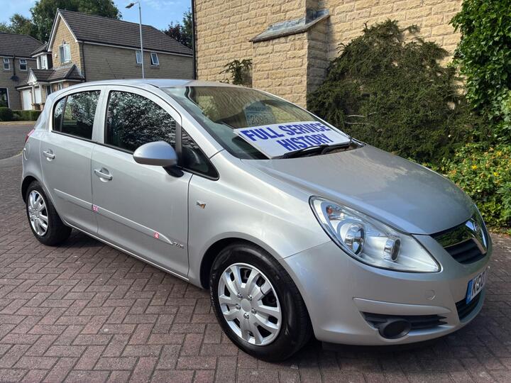 Vauxhall Corsa 1.4i 16v Club 5dr