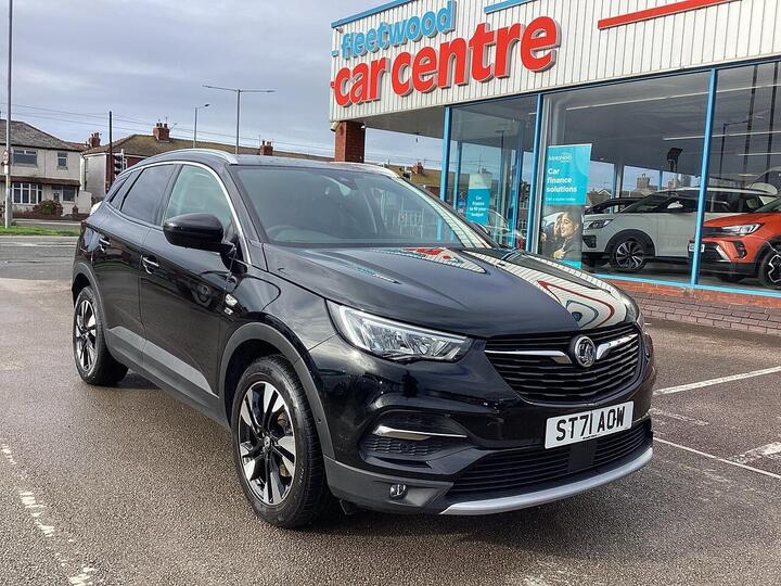 Vauxhall Grandland X Turbo Griffin Edition SUV 1.2 Manual Petrol