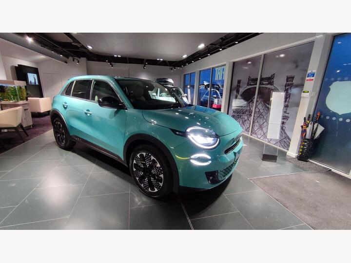 Fiat 600e 54kWh La Prima Auto 5dr