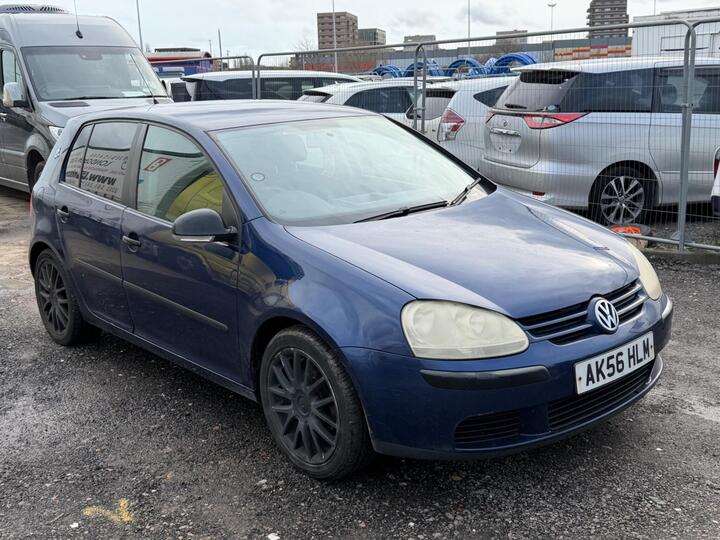 Volkswagen Golf 1.6 FSI S 5dr