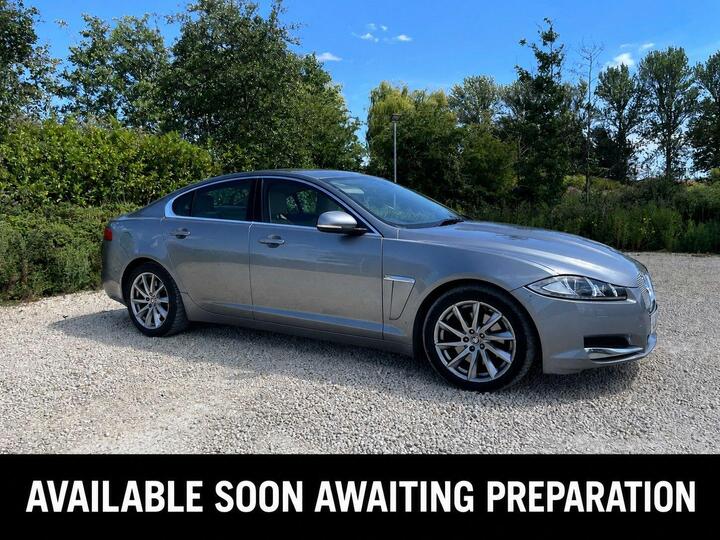 Jaguar XF 2.2d Luxury Auto Euro 5 (s/s) 4dr