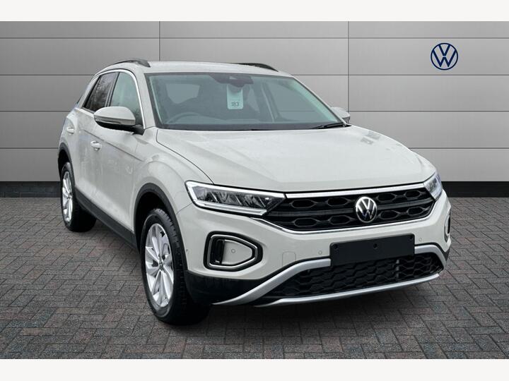 Volkswagen T-Roc VOLKSWAGEN T-Roc Match 1.5 TSI 150PS 6-speed Manual 5 Door