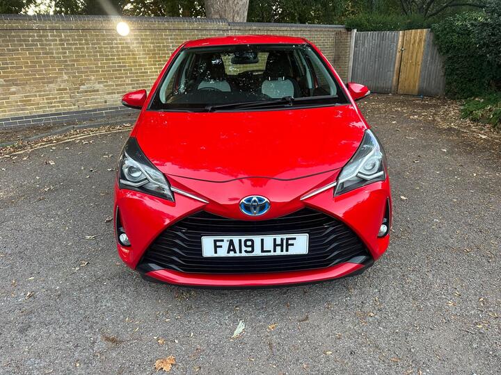 Toyota Yaris 1.5 VVT-h Icon E-CVT Euro 6 (s/s) 5dr