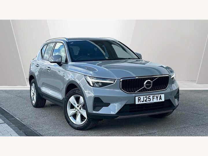 Volvo XC40 2.0 B3 MHEV Core DCT Auto Euro 6 (s/s) 5dr