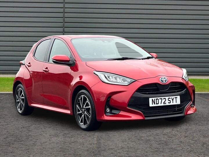 Toyota Yaris 1.5 VVT-h Design E-CVT Euro 6 (s/s) 5dr