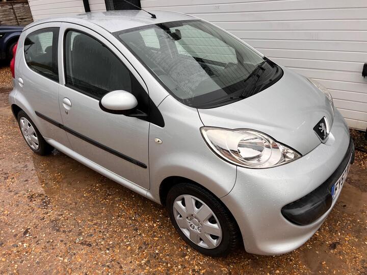 Peugeot 107 1.0 12V Urban Euro 4 5dr