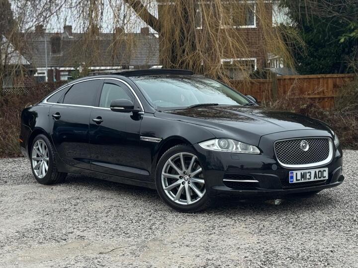 Jaguar XJ 3.0d V6 Luxury Auto Euro 5 (s/s) 4dr (LWB)