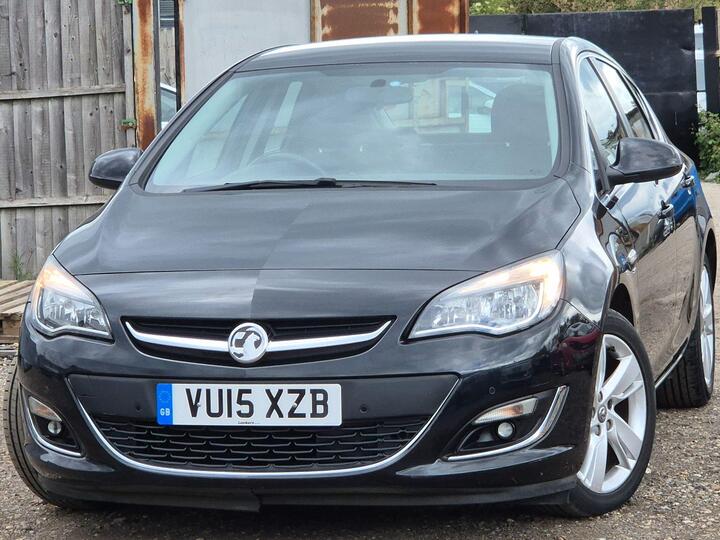 Vauxhall Astra 1.6i SRi Euro 6 5dr Vauxhall Astra 1.6i SRi Euro 6 5dr