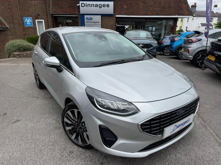 Ford Fiesta 1.0T EcoBoost MHEV Titanium Vignale Euro 6 (s/s) 5dr