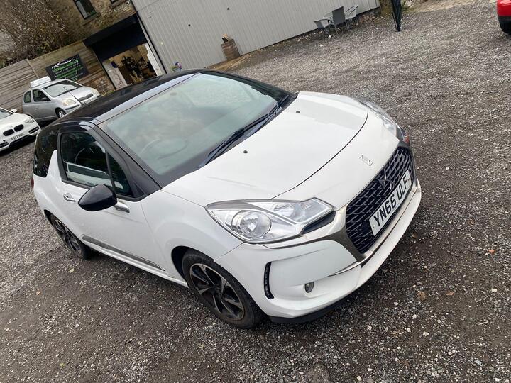 DS AUTOMOBILES DS 3 1.2 PureTech Elegance Euro 6 (s/s) 3dr DS AUTOMOBILES DS 3 1.2 PureTech Elegance Euro 6 (s/s) 3dr