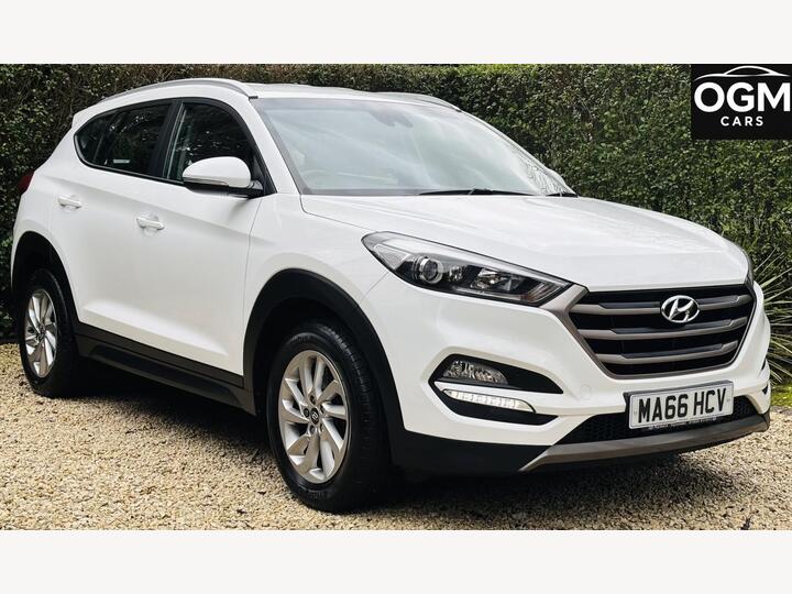 Hyundai TUCSON 1.7 CRDi Blue Drive SE Nav DCT Euro 6 (s/s) 5dr
